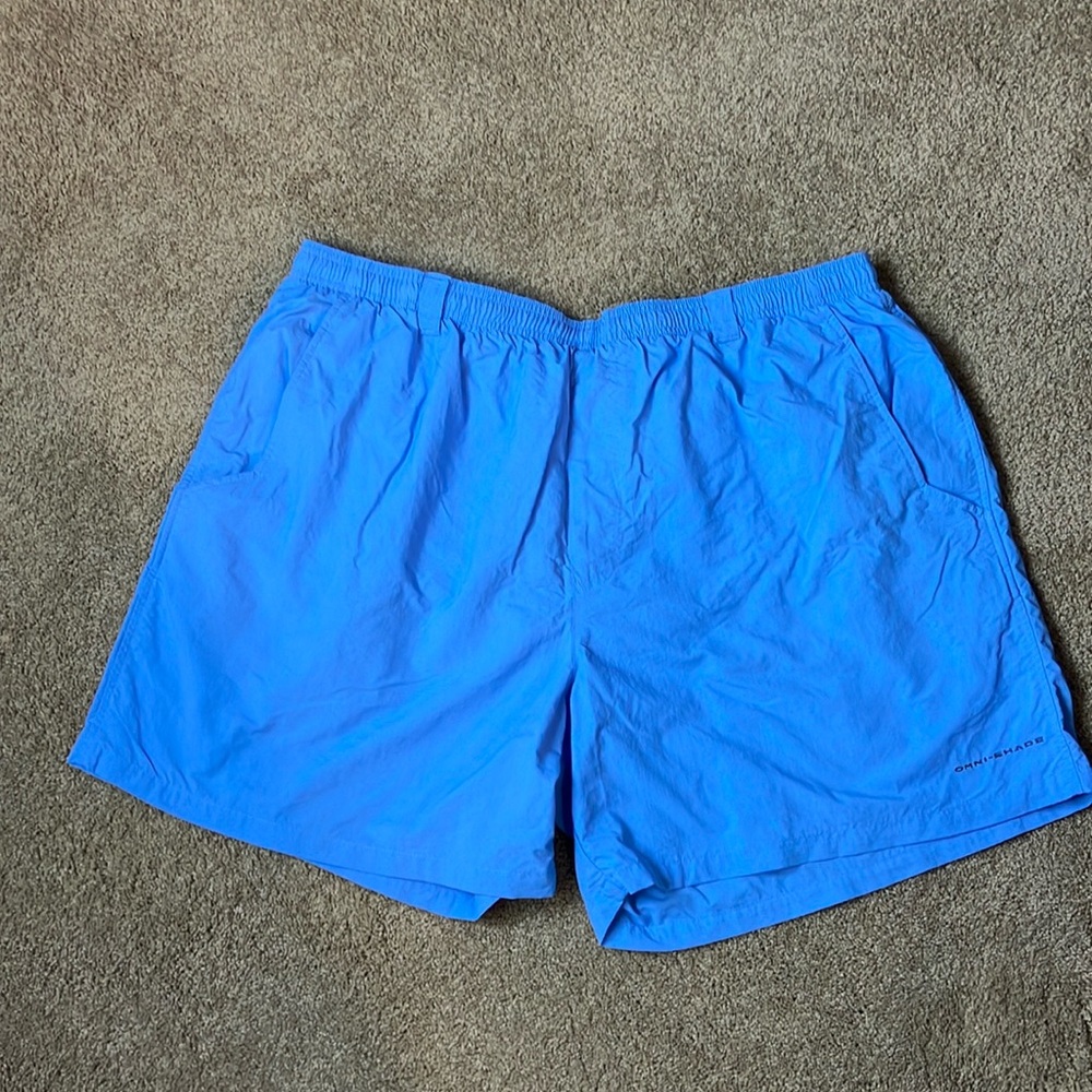 Columbia mens light blue fishing shorts